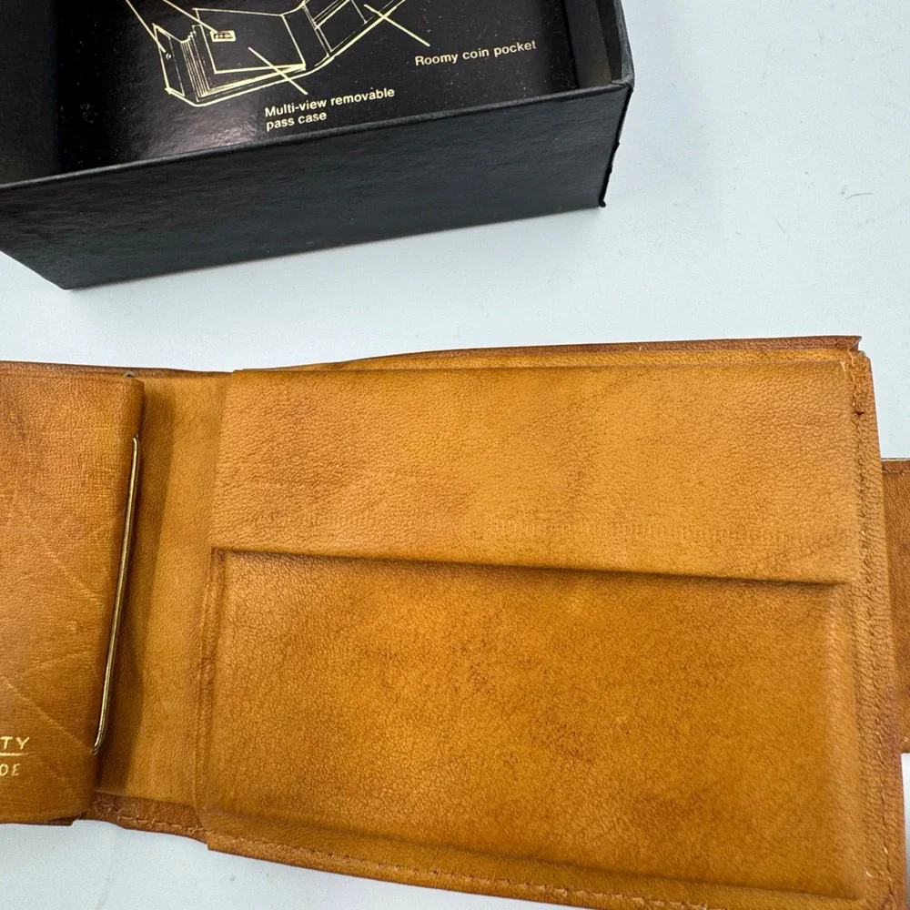 Amity Billfold Wallet Brown Cowhide Leather Vintage Snap NEW